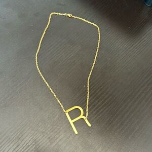 Gold “R” necklace